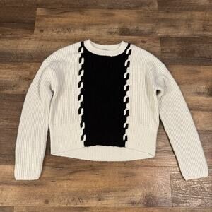 Express Sweater White Black Chunky Cable Knit Long Sleeve Pullover XS Minimalist